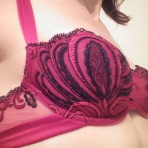 Lise Charmel red burgundy lace Demi bra 32B